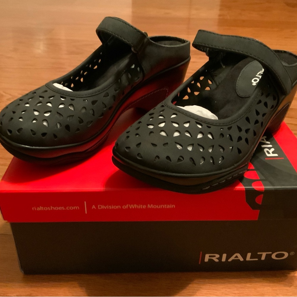 Rialto Vienna Black Perforated Mary Jane Heels